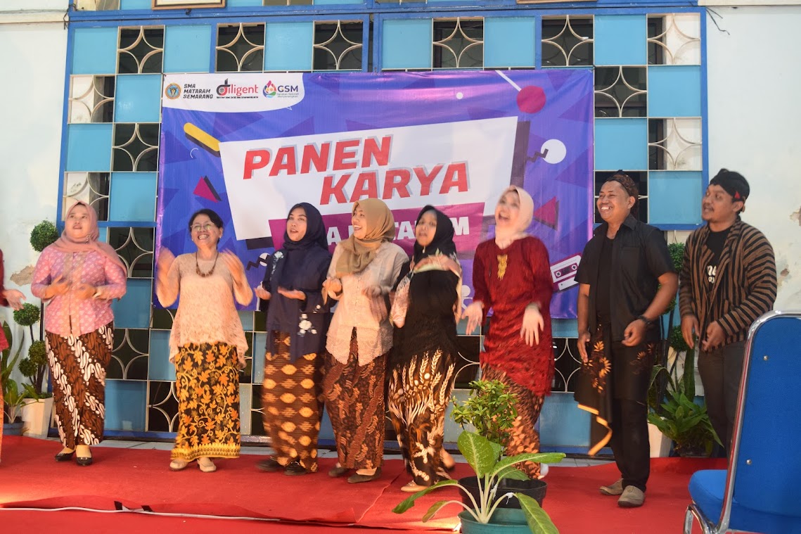 Gelar Panen Karya SMA Mataram